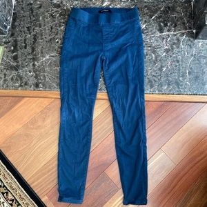 5/$25 Liverpool Jean Co Size 4